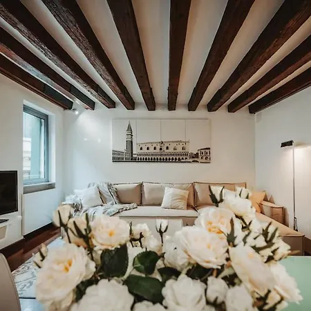 2 Min Da Piazza San Marco L-home * البندقية